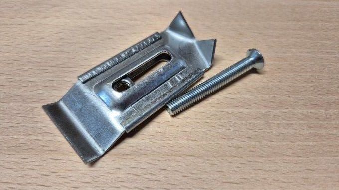 Pince pour Massacre Brocard